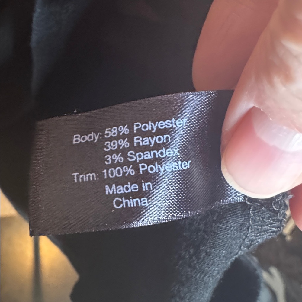 Lane Bryant Black Top Blue Floral Embroidery Open Back Bow Size XL 14/16 - Picture 8 of 9